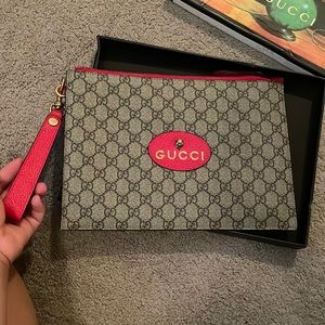 Gucci Neo Vintage wristlet